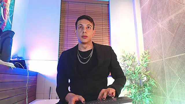 Dustin Sonne online show from April 11, 2026, 3:36 am