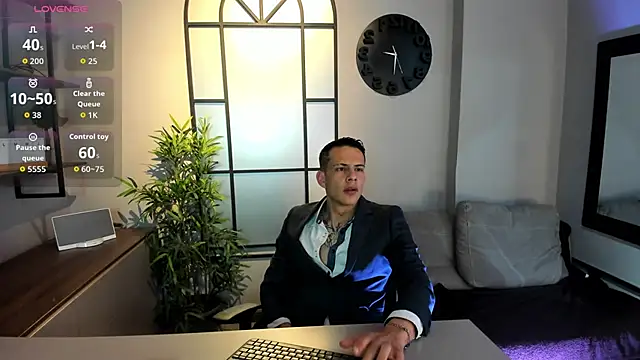 Dustin Sonne online show from October 31, 2025, 3:47 am