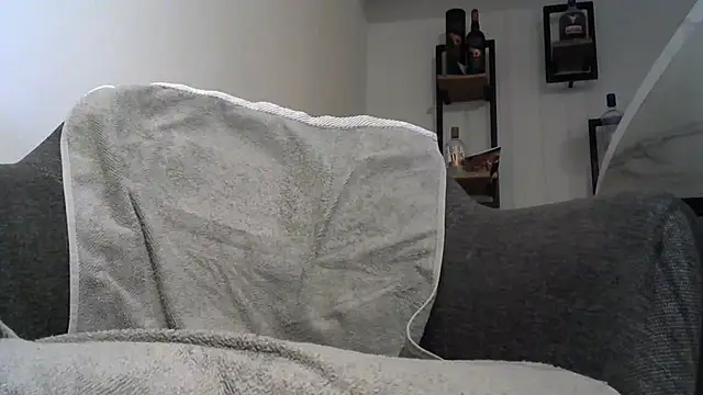 lucian red online show from November 10, 2025, 7:08 pm