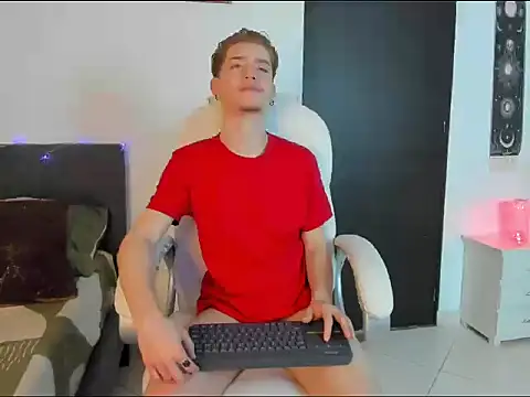 Snapshot of ThiagooJames chatting on February 15, 2026, 3:07 am ThiagooJames online show from February 15, 2026, 3:07 am