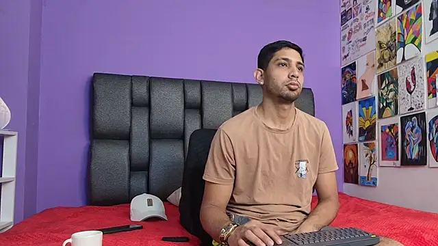 ashtoncooperr online show from September 28, 2025, 6:04 pm