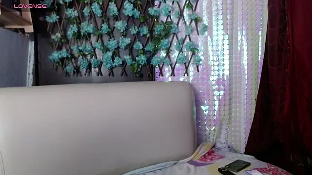 Snapshot of darling_hott chatting on May 30, 2026, 2:34 pm darling hott online show from May 30, 2026, 2:34 pm