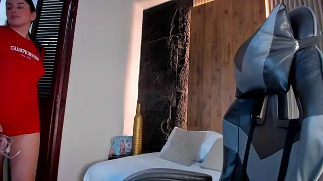 Snapshot of evelin_lopezz chatting on December 2, 2025, 2:12 am evelin lopezz online show from December 2, 2025, 2:12 am