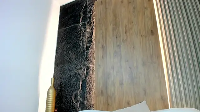 Snapshot of evelin_lopezz chatting on November 23, 2025, 2:10 am evelin lopezz online show from November 23, 2025, 2:10 am