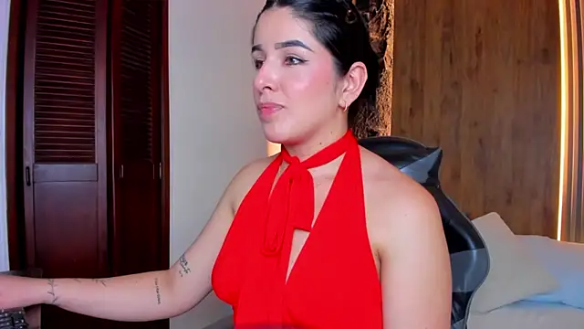 Snapshot of evelin_lopezz chatting on October 11, 2025, 2:23 am evelin lopezz online show from October 11, 2025, 2:23 am