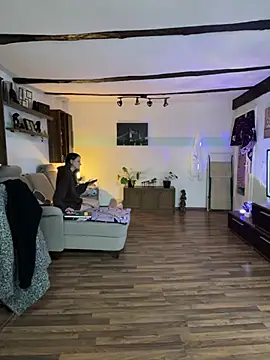 Snapshot of Seductively4_20 chatting on January 13, 2026, 1:37 pm Seductively4 20 online show from January 13, 2026, 1:37 pm