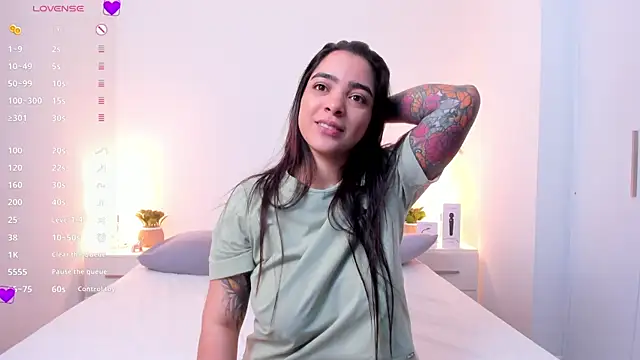 KamilaBetancourt online show from March 21, 2026, 1:26 pm