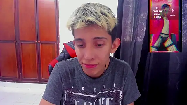 Snapshot of gomitaboy_1 chatting on September 8, 2025, 8:30 pm gomitaboy 1 online show from September 8, 2025, 8:30 pm