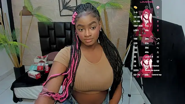 Snapshot of alana_bonny chatting on November 27, 2025, 12:27 pm alana bonny online show from November 27, 2025, 12:27 pm