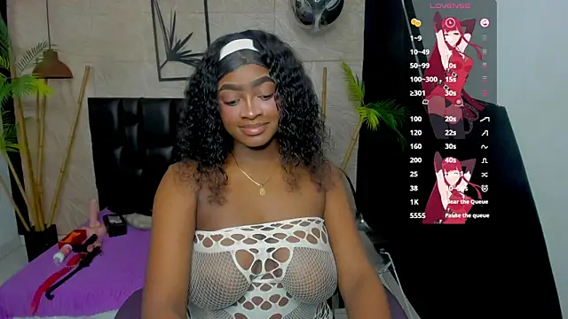 Snapshot of alana_bonny chatting on March 13, 2026, 9:03 am alana bonny online show from March 13, 2026, 9:03 am