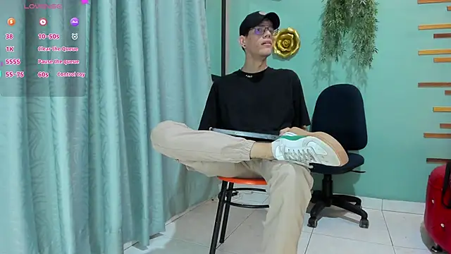 david huge online show from October 2, 2025, 1:31 am