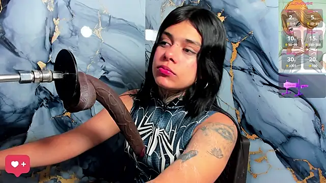 Emily Evo online show from September 14, 2025, 11:38 pm