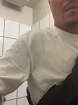 OfferedTearing online show from September 11, 2025, 9:26 pm