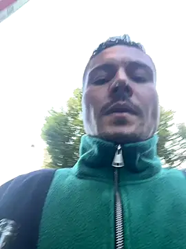 OfferedTearing online show from September 23, 2025, 5:36 am