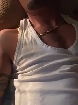 OfferedTearing online show from October 5, 2025, 2:02 am