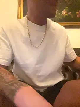 OfferedTearing online show from November 1, 2025, 4:19 am