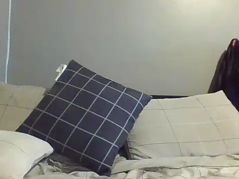 Snapshot of mikyng chatting on December 17, 2025, 3:55 am mikyng online show from December 17, 2025, 3:55 am