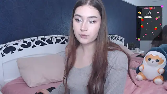 Snapshot of Lili_Luuu chatting on October 2, 2025, 10:35 pm Lili Luuu online show from October 2, 2025, 10:35 pm