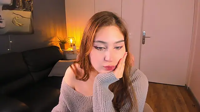 Snapshot of Lili_Luuu chatting on March 31, 2026, 9:11 am Lili Luuu online show from March 31, 2026, 9:11 am