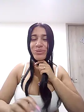 Samantha hotly online show from October 14, 2025, 1:12 pm