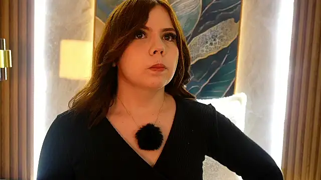 Snapshot of issa_baby2 chatting on January 18, 2026, 3:43 am issa baby2 online show from January 18, 2026, 3:43 am