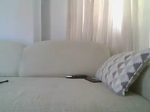 sertsikenfenerli online show from November 3, 2025, 12:42 pm