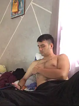 Snapshot of Cesar_Augusto chatting on February 23, 2026, 8:20 pm Cesar Augusto online show from February 23, 2026, 8:20 pm