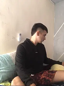 Snapshot of Cesar_Augusto chatting on February 20, 2026, 12:18 pm Cesar Augusto online show from February 20, 2026, 12:18 pm