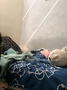 Snapshot of Cesar_Augusto chatting on November 7, 2025, 12:59 am Cesar Augusto online show from November 7, 2025, 12:59 am