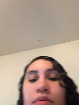 Snapshot of carlithefreak chatting on May 26, 2026, 8:40 pm carlithefreak online show from May 26, 2026, 8:40 pm