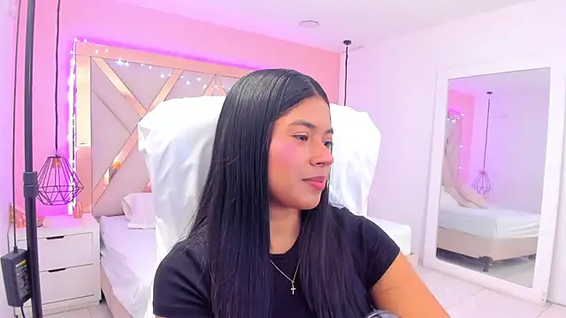 samantaa shy online show from March 11, 2026, 2:27 am