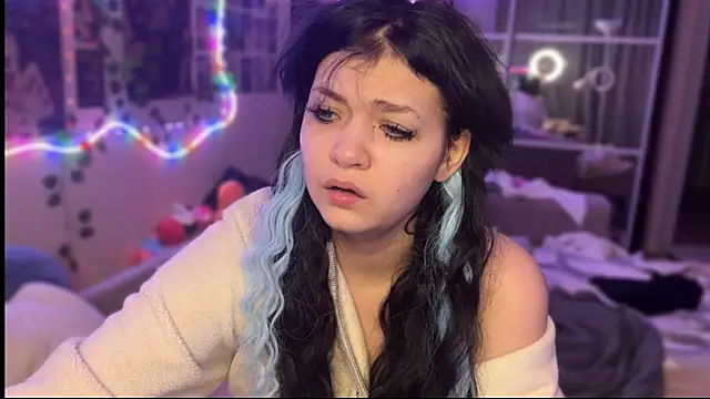 Snapshot of nikoli_naw chatting on October 30, 2025, 2:36 pm nikoli naw online show from October 30, 2025, 2:36 pm