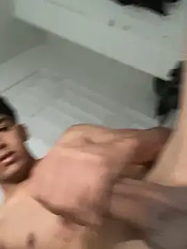 Snapshot of BadboyXXXMZ chatting on October 17, 2025, 8:43 pm BadboyXXXMZ online show from October 17, 2025, 8:43 pm