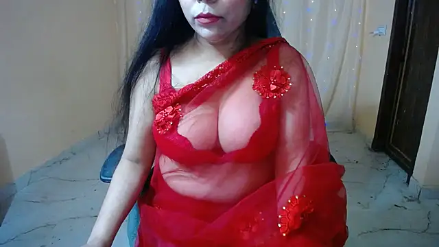 Snapshot of Divvya_ chatting on January 13, 2026, 6:34 pm Divvya online show from January 13, 2026, 6:34 pm