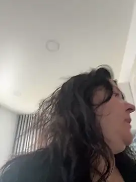 Liza Will online show from February 26, 2026, 6:24 am