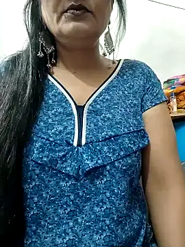 Snapshot of Cuty_siya_143 chatting on October 8, 2025, 7:32 am Cuty siya 143 online show from October 8, 2025, 7:32 am