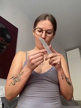 ElizabetBlack online show from January 6, 2026, 7:45 am