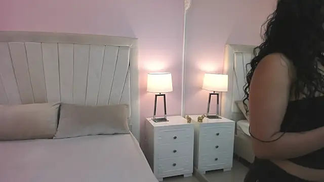 LittleeStar online show from September 27, 2025, 3:45 am