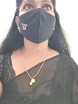 shivani27 online show from November 16, 2025, 7:02 am