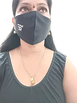 shivani27 online show from October 8, 2025, 6:15 am