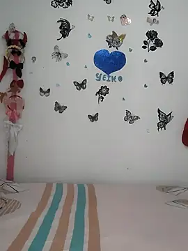 Snapshot of AntonelaMorriz chatting on December 4, 2025, 8:24 am AntonelaMorriz online show from December 4, 2025, 8:24 am