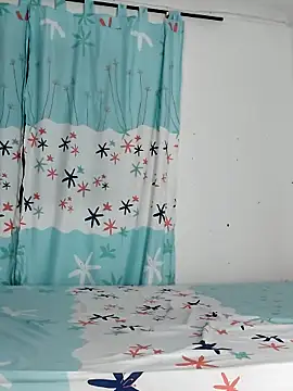 Snapshot of AntonelaMorriz chatting on November 8, 2025, 8:18 am AntonelaMorriz online show from November 8, 2025, 8:18 am