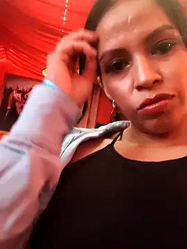 Snapshot of AntonelaMorriz chatting on October 2, 2025, 2:59 am AntonelaMorriz online show from October 2, 2025, 2:59 am