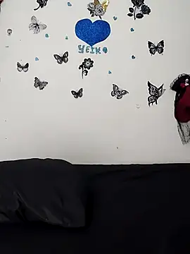 Snapshot of AntonelaMorriz chatting on November 25, 2025, 8:14 am AntonelaMorriz online show from November 25, 2025, 8:14 am