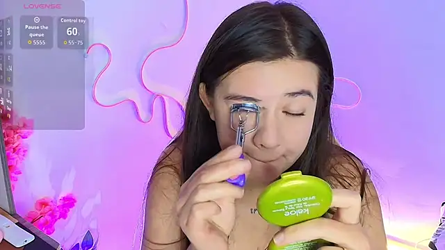 Stepha babe online show from March 31, 2026, 8:38 am