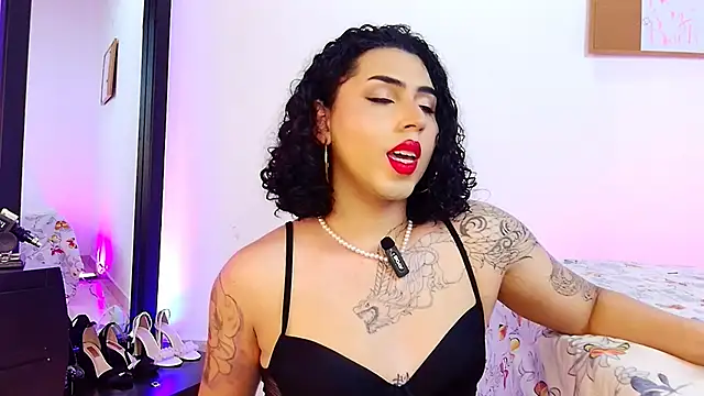 NoahMonroe 11 online show from November 20, 2025, 9:25 pm