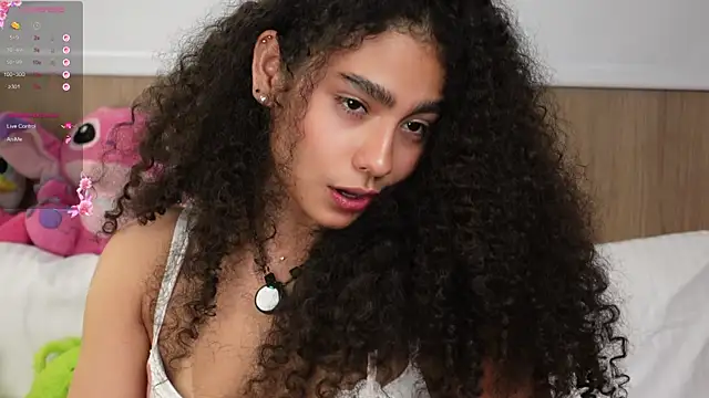 Victoria Curly online show from November 15, 2025, 5:33 am