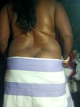 Snapshot of Nude-Priya2 chatting on December 18, 2025, 10:02 pm Nude-Priya2 online show from December 18, 2025, 10:02 pm