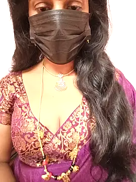 Snapshot of sana-99 chatting on November 20, 2025, 12:39 pm sana-99 online show from November 20, 2025, 12:39 pm