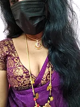 Snapshot of sana-99 chatting on November 18, 2025, 4:10 pm sana-99 online show from November 18, 2025, 4:10 pm